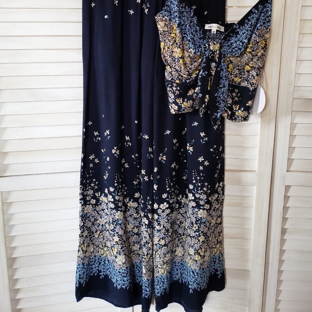 Blue 2 piece outfit - Picture 4 of 4